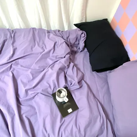 2 Rooms-2Mins To Mrt,15Mins To Hongdae